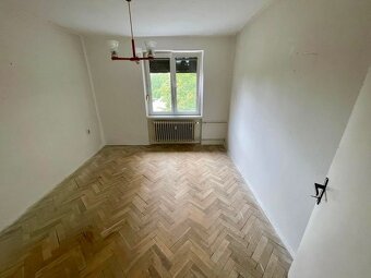 Predaj 3 izbového bytu Bratislava - 4