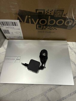Asus VivoBook (M1605YA‑MB247W) - 4