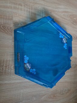 Beyblade Metal (súčiastky, launchery + aréna) - 4