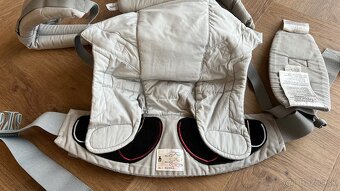 Ergobaby Adapt grey nosič - 4