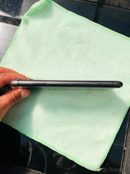 Dobrý deň mam na predaj ipone 11 - 4