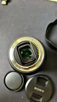 Sony FE 24-105mm f/4 G OSS - 4