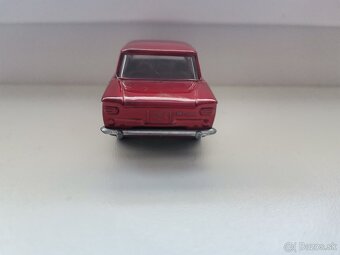 Fiat 1500 mebetoys - 4