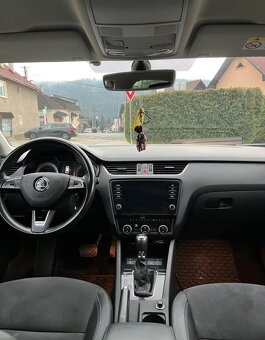 Škoda Octavia scout DSG 4X4 2.0 TDI - 4