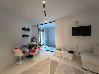 EXKLUZÍVNE Luxusný 2-izbový apartmán s výhľadom na more v - 4