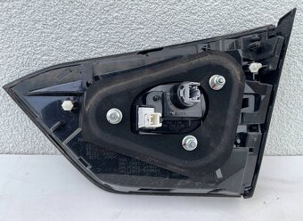 Honda Jazz V 5 2020- ľavé a pravé zadné svetlo , cena za ks - 4