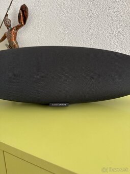 Bowers & Wilkins Zeppelin - 4