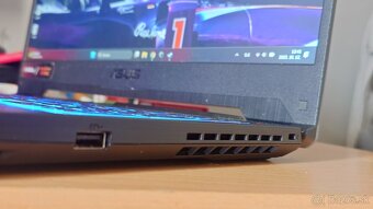 ASUS TUF GAMING F15 - 4