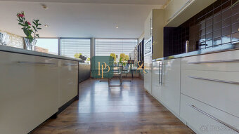 Prenájom luxusný apartmán v centre Nitry, terasa 70 m2 - 4