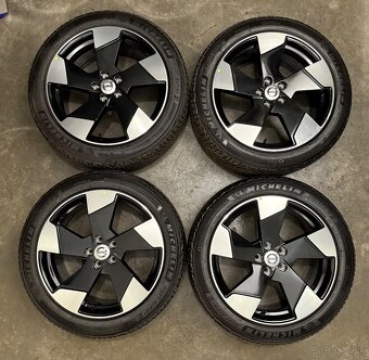 Zimná sada Volvo 5x108 R19 , 245/45/19 Volvo EX30 - 4