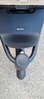 Cybex Avi Spin Almond beige - 4