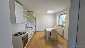 2 izbový byt na prenájom, 10 minút pešo do centra - 4