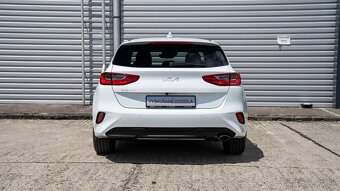 Kia Ceed 1.5 T-GDi, AUTOMAT, 2024 14.130 km v záruke do 2031 - 4