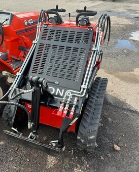 Nakladač 380, šmykový mini nakladač HN380 - 4