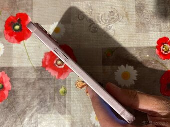 Zablokovany iPhone 15 128GB - 4