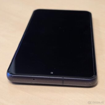 Samsung Galaxy S21 FE - 4