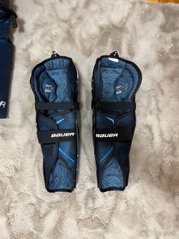 Hokejová výstroj - 4