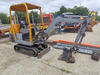 Minibáger PelJob 1,5t + 2x lyžica. - 4