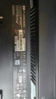 Predám HP prodesk 600 G1 Sff business a monitor - 4