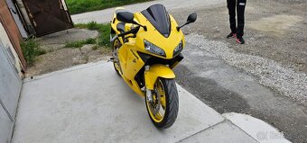 Honda cbr 600rr - 4