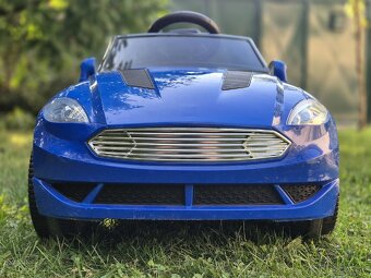 Predám detské elektrické autíčko Evo 🚗⚡ - 4