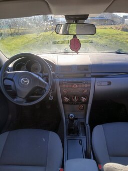 Mazda 3 - 4