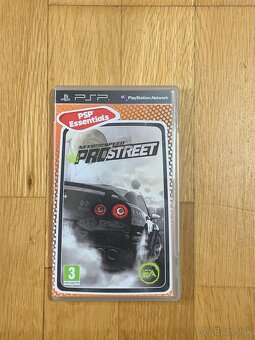 Sony PSP E1004 - herná konzola - 4