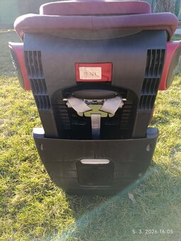 Autosedačka Britax Bordová - 4