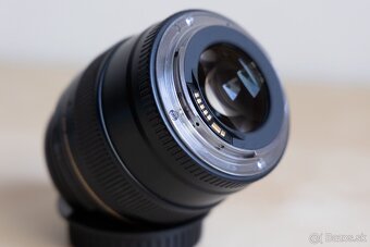 Canon EF 85mm f1.8 USM - 4