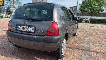Predám Renault Clio II - 4