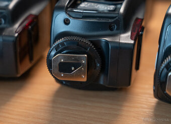 Predám 3x externý blesk Yongnuo Speedlight YN560 IV + rádio - 4