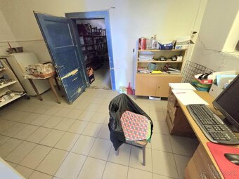 Ponúkame na predaj obchodné priestory v obci Pastovce. - 4