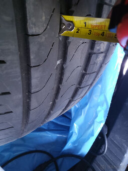 Predam pneu letne 235/50 R19 - 4