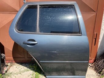 Predám dvere VW Golf 4 - 4