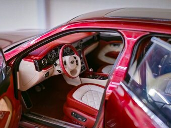 Bentley Mulsanne 1:18 Kyosho - 4
