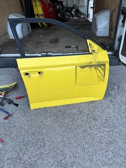 predam fabia 3 kombi dvere sklo zamok stahovanie roleta - 4