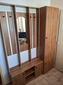 Predsieňová zostava - 4