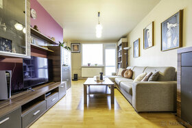 REZERVOVANÝ praktický 3 izbový byt s panoramatickými výhľadm - 4
