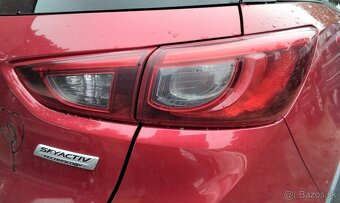 Mazda CX-3 2.0 AWD 2015 predám DVERE, PIATE DVERE, zadné sve - 4