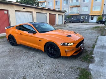 Prenájom Ford Mustang GT - 4