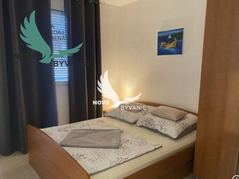 Na predaj dom 2x apartmán 200m od mora v Chorvátsku -Vir - P - 4