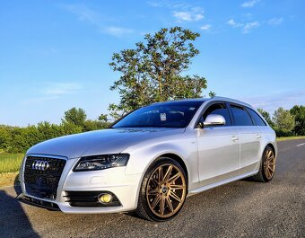 Audi A4 3.2FSI B8 Avant Quattro TipTronic - 4