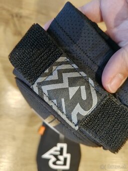 Race face chrániče lakťov - 4