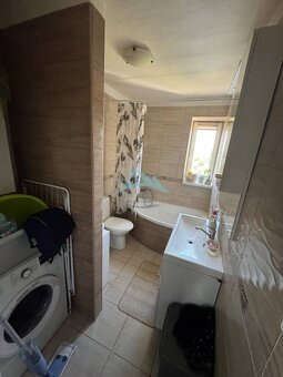 Troj izbový byt na predaj v Šahách - 4