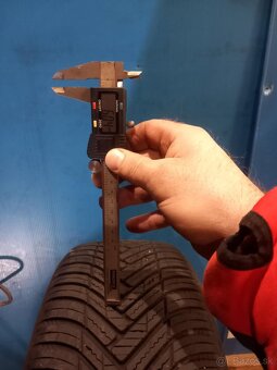 Pneumatiky celoročné - Hankook 195/50/R16 - 4