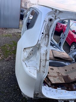 Nissan X-trail 2015 - 4