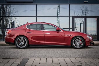 Maserati Ghibli S Q4, 302kW - 4