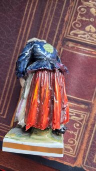 Porcelánová soška - 4