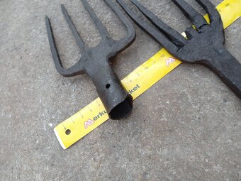 Staré kované vidli - 4