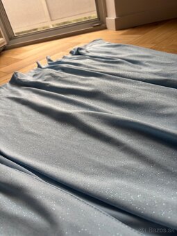 Trblietavé spoločenské šaty - 4